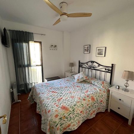 Apartamento En Urbanizacion De Primera Linea De Playa, Atlanterra Захара де лос Атунес Екстериор снимка